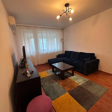 Apartment Retro